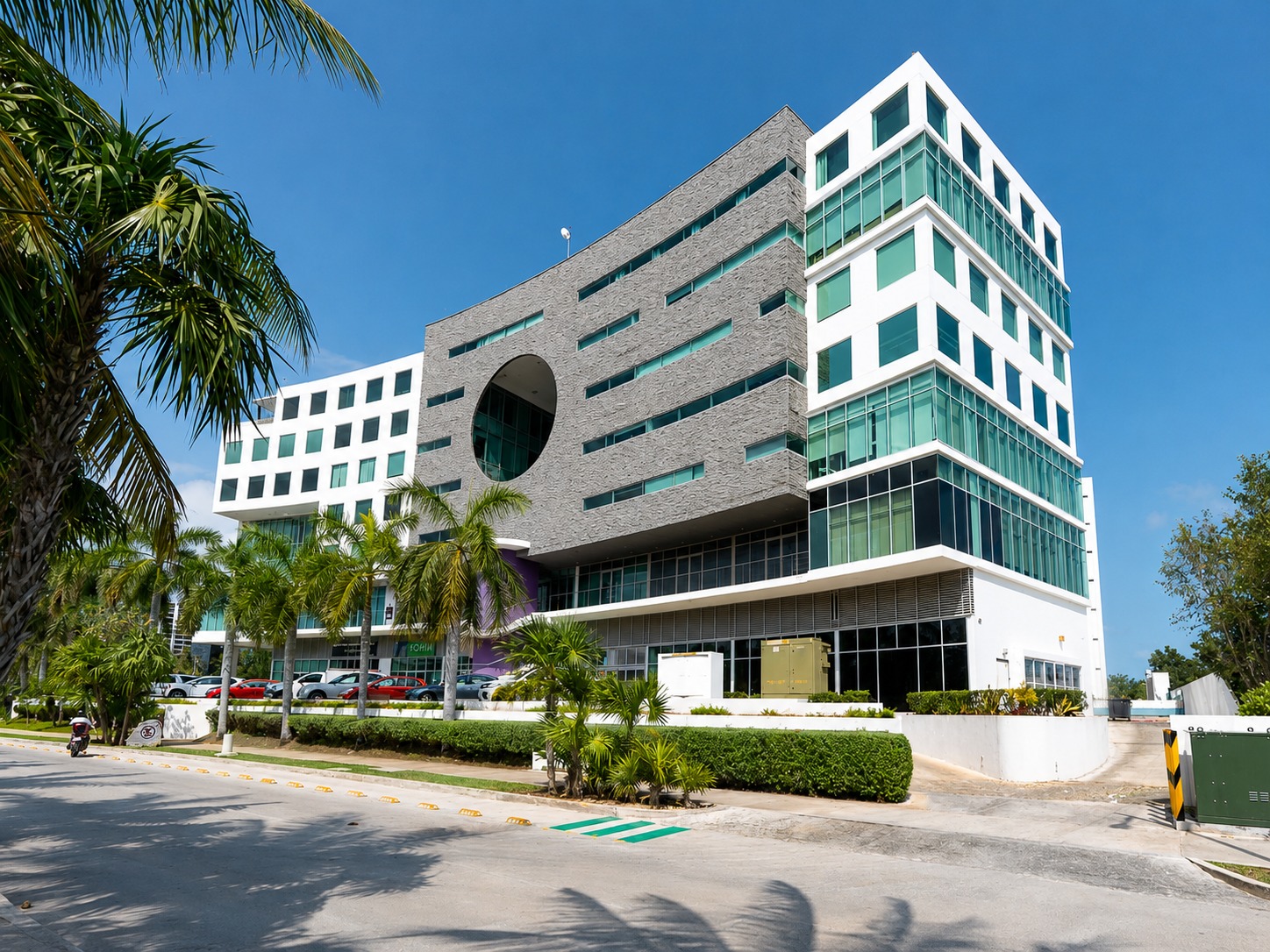 Cellstime clinic building in Cancún